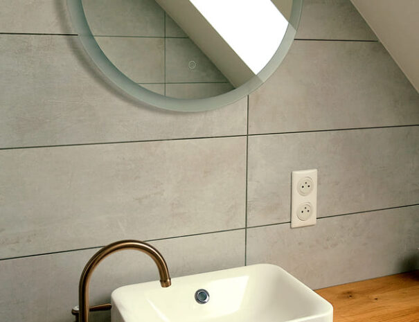 Salle de bain Appartement "Strasbourg" – hébergement à Hoffen, Alsace du Nord