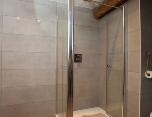 Salle de bain Chambre Betschdorf – hébergement à Hoffen, Alsace du Nord