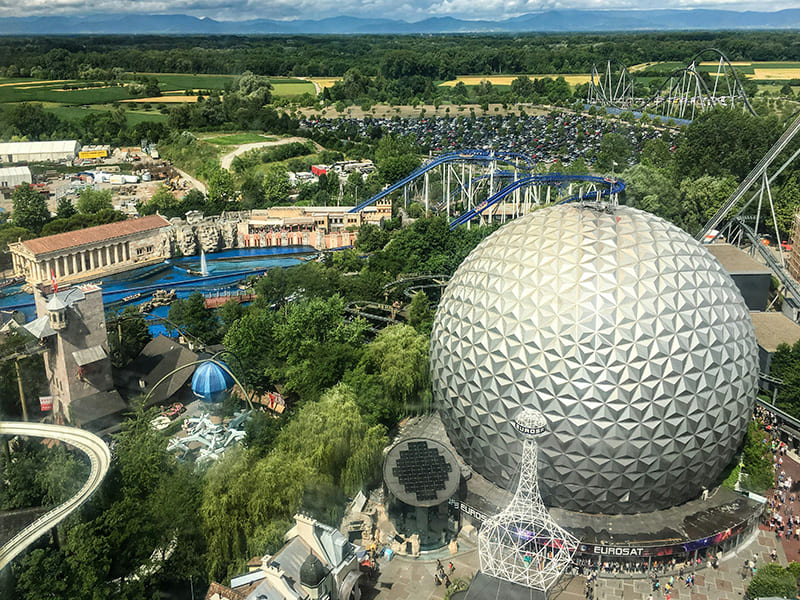 Europa-Park – parc d'attractions à côté de l'Alsace